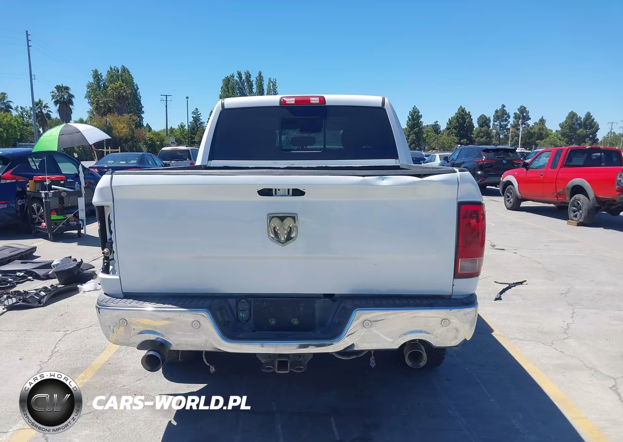 2018 Ram 1500 Big Horn 4X4 5'7 Box VIN:1C6RR7LMXJS354870 - 17