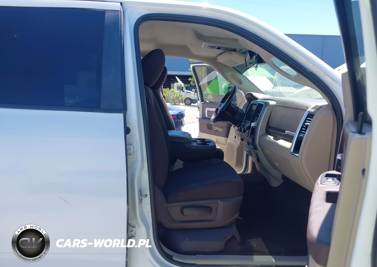 2018 Ram 1500 Big Horn 4X4 5'7 Box VIN:1C6RR7LMXJS354870 - 5