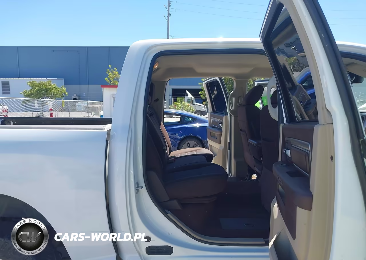 2018 Ram 1500 Big Horn 4X4 5'7 Box VIN:1C6RR7LMXJS354870 - 8