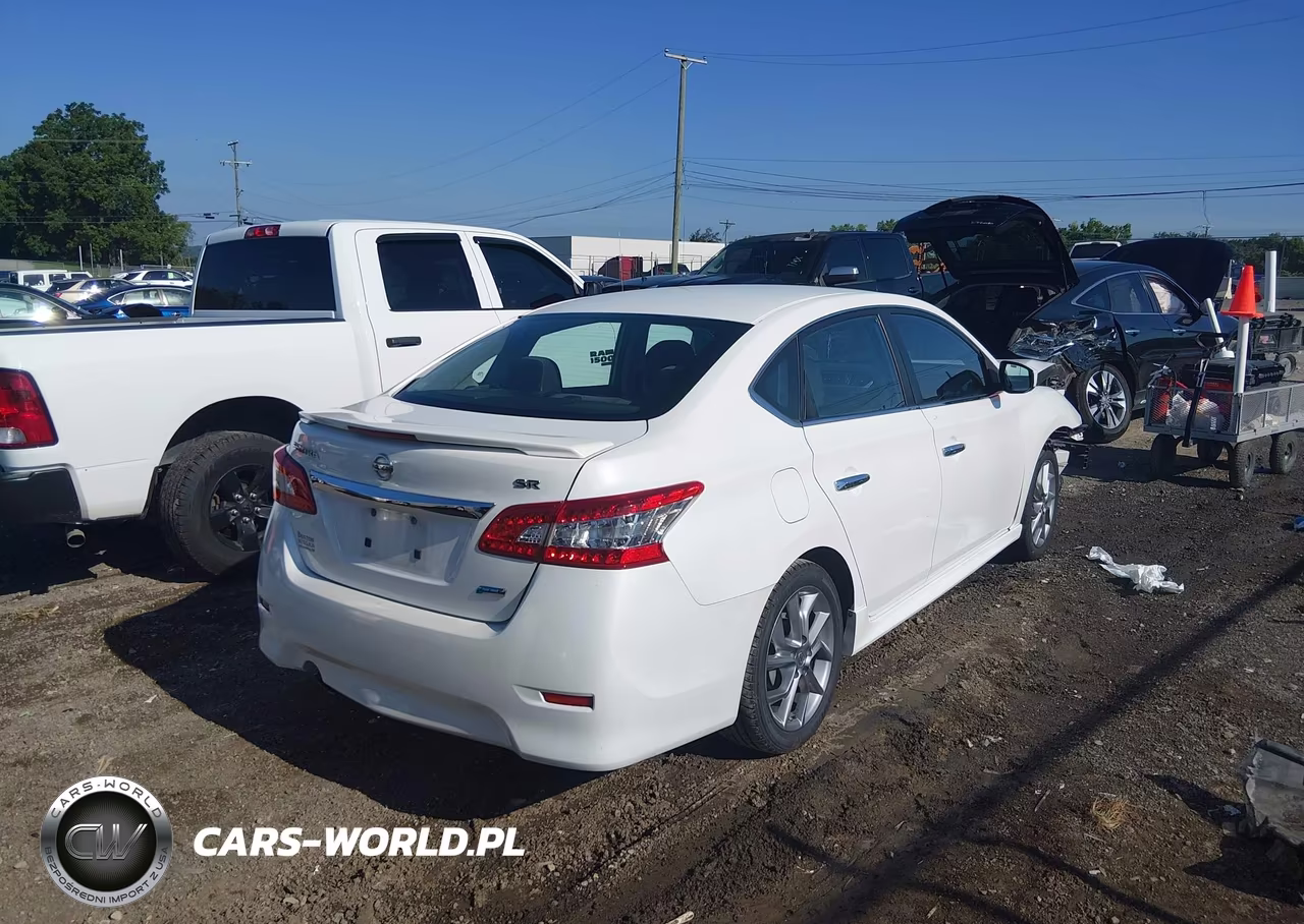 2013 Nissan Sentra Sr VIN:3N1AB7AP8DL797807 - 4