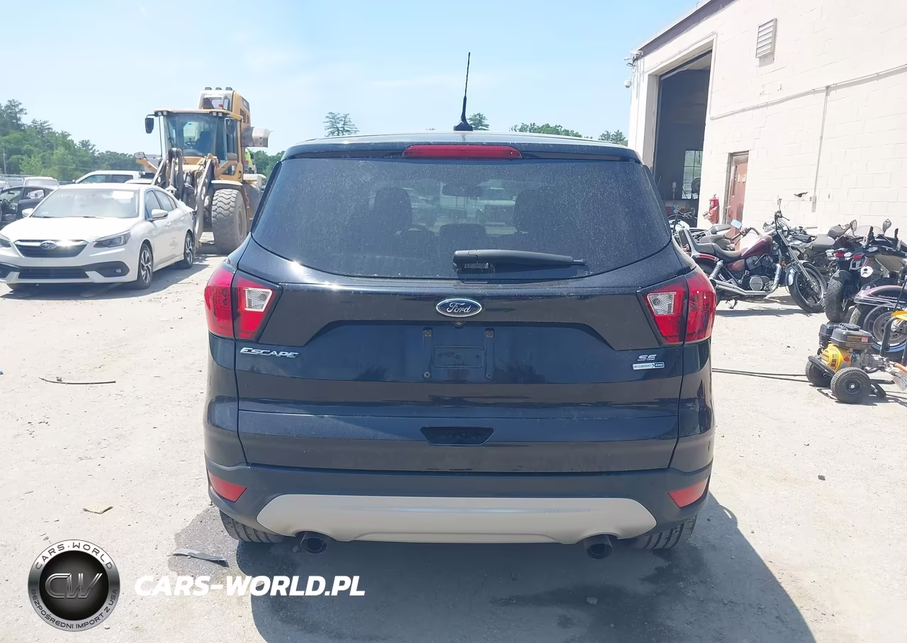 2019 Ford Escape Se VIN:1FMCU9GD0KUB83843 - 18