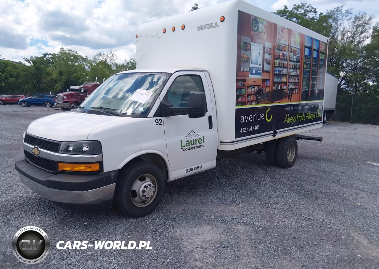 2017 Chevrolet Express Cutaway Work Van VIN:1HA3GSCG6HN004075 - 2