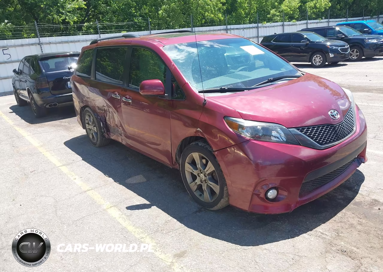 2014 Toyota Sienna Se 8 Passenger – zdjęcie 1 z 17