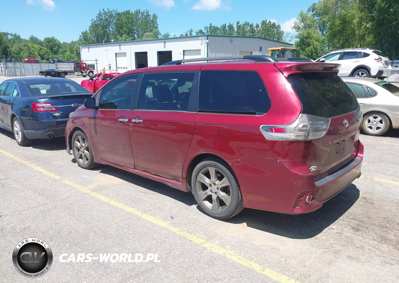 2014 Toyota Sienna Se 8 Passenger VIN:5TDXK3DCXES519348 - 3