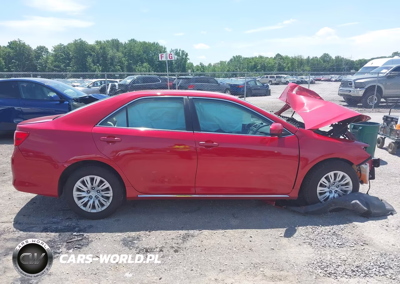 2013 Toyota Camry Le VIN:4T1BF1FK8DU642336 - 13