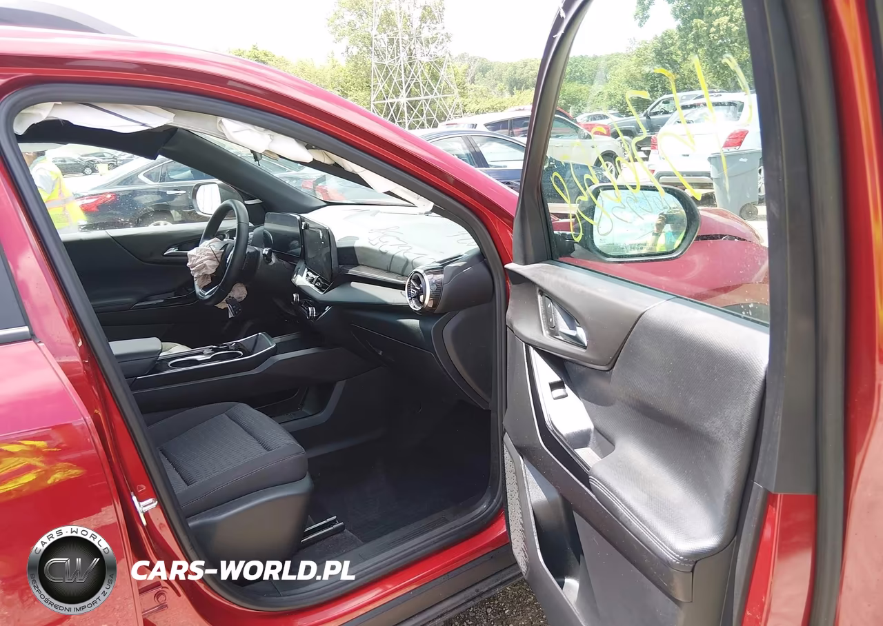 2026 Chevrolet Equinox Fwd Lt VIN:3GNAXHEG8TL172196 - 5