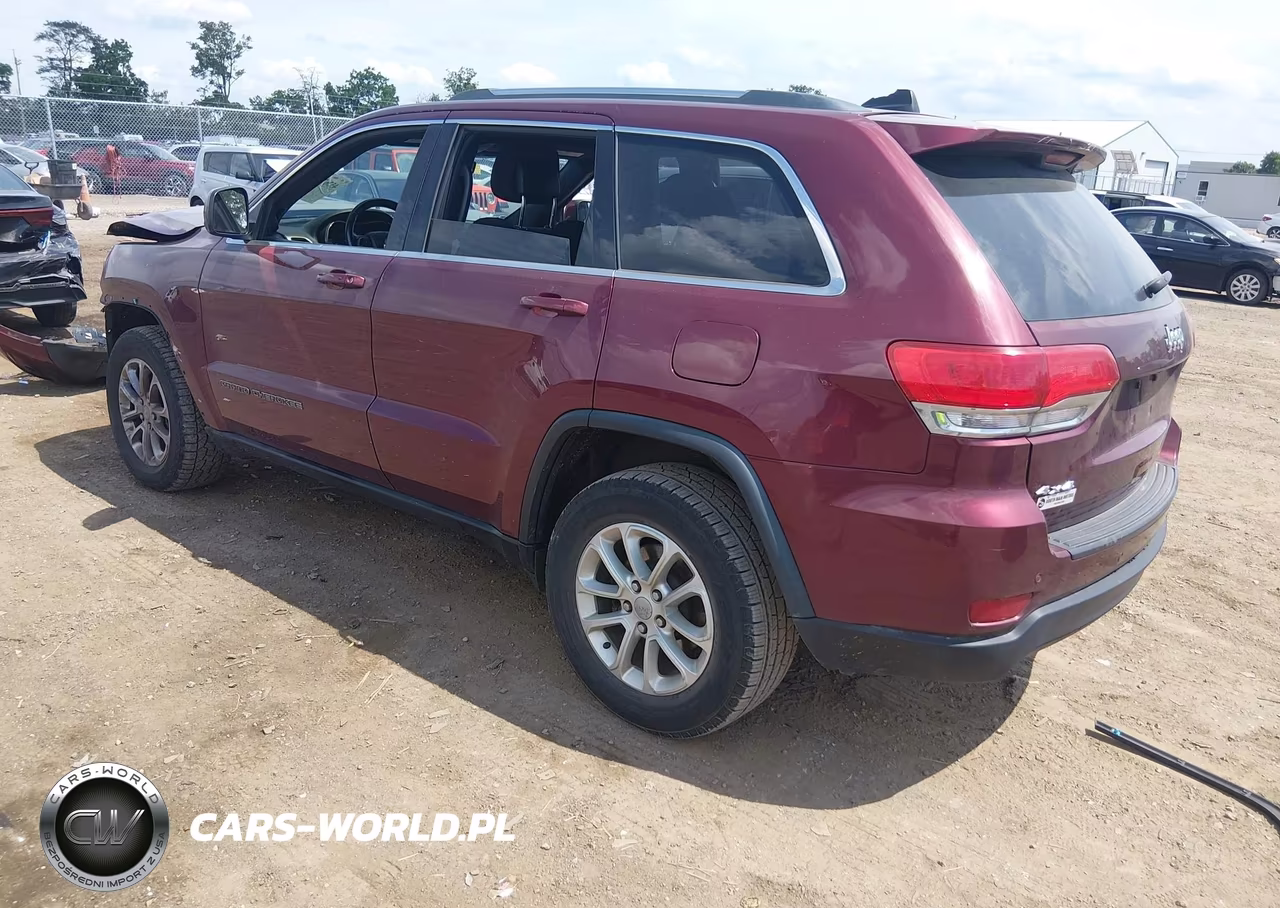 2017 Jeep Grand Cherokee Laredo 4X4 VIN:1C4RJFAG1HC617792 - 3