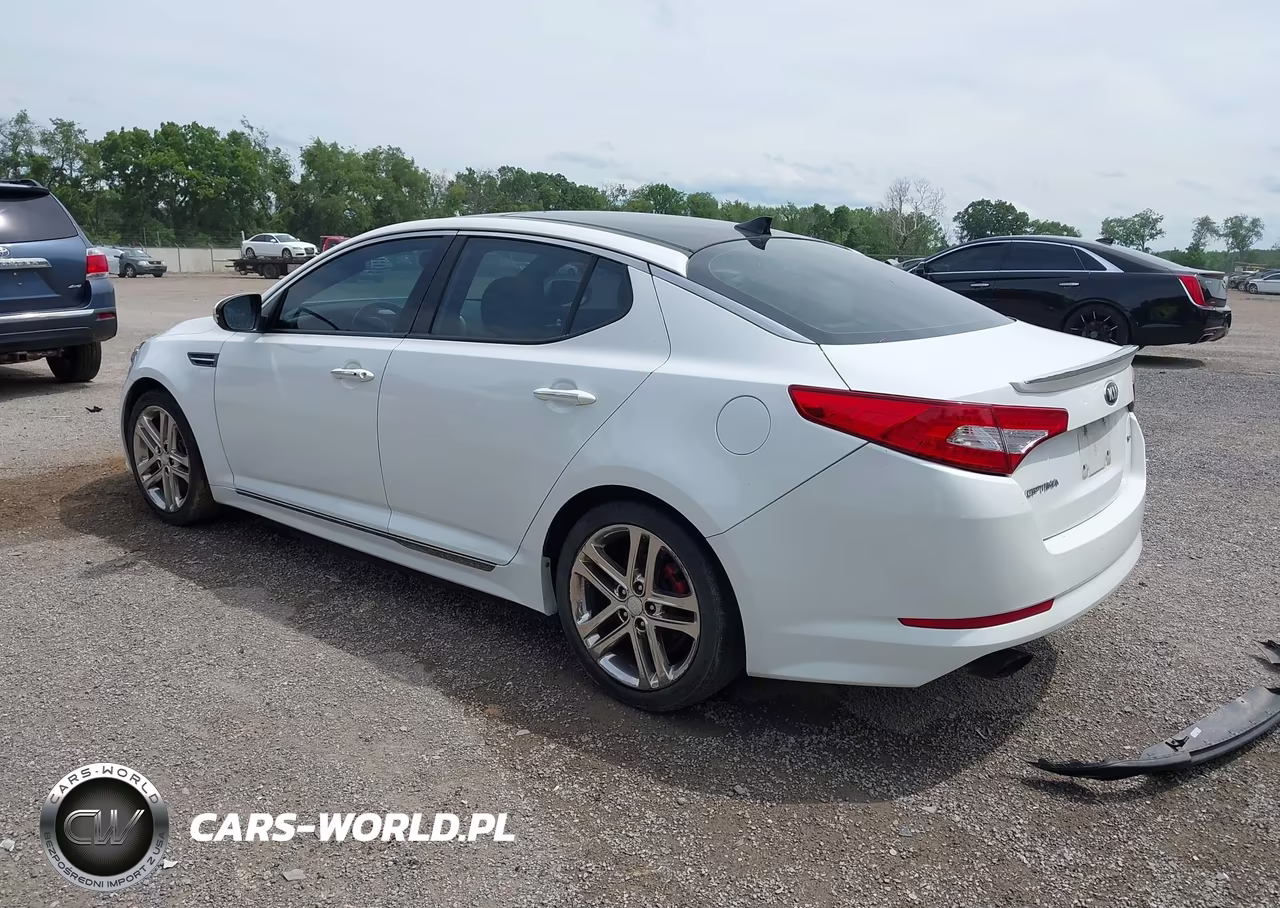 2013 Kia Optima Sx VIN:5XXGR4A61DG206799 - 3