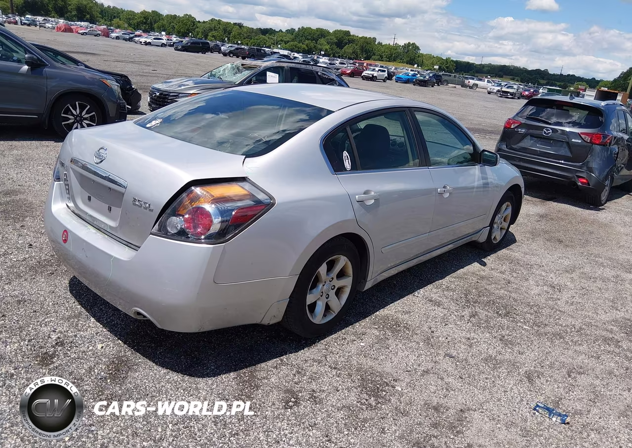 2009 Nissan Altima 2.5 S VIN:1N4AL21E19N404707 - 4