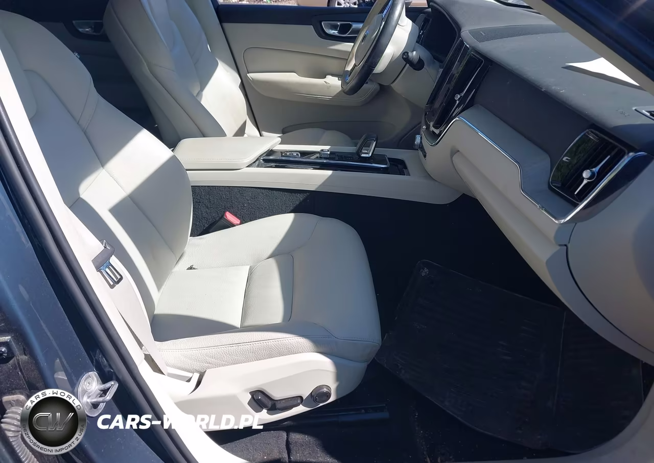 2024 Volvo Xc60 B5 Plus Dark Theme VIN:YV4L12RL3R1723624 - 5