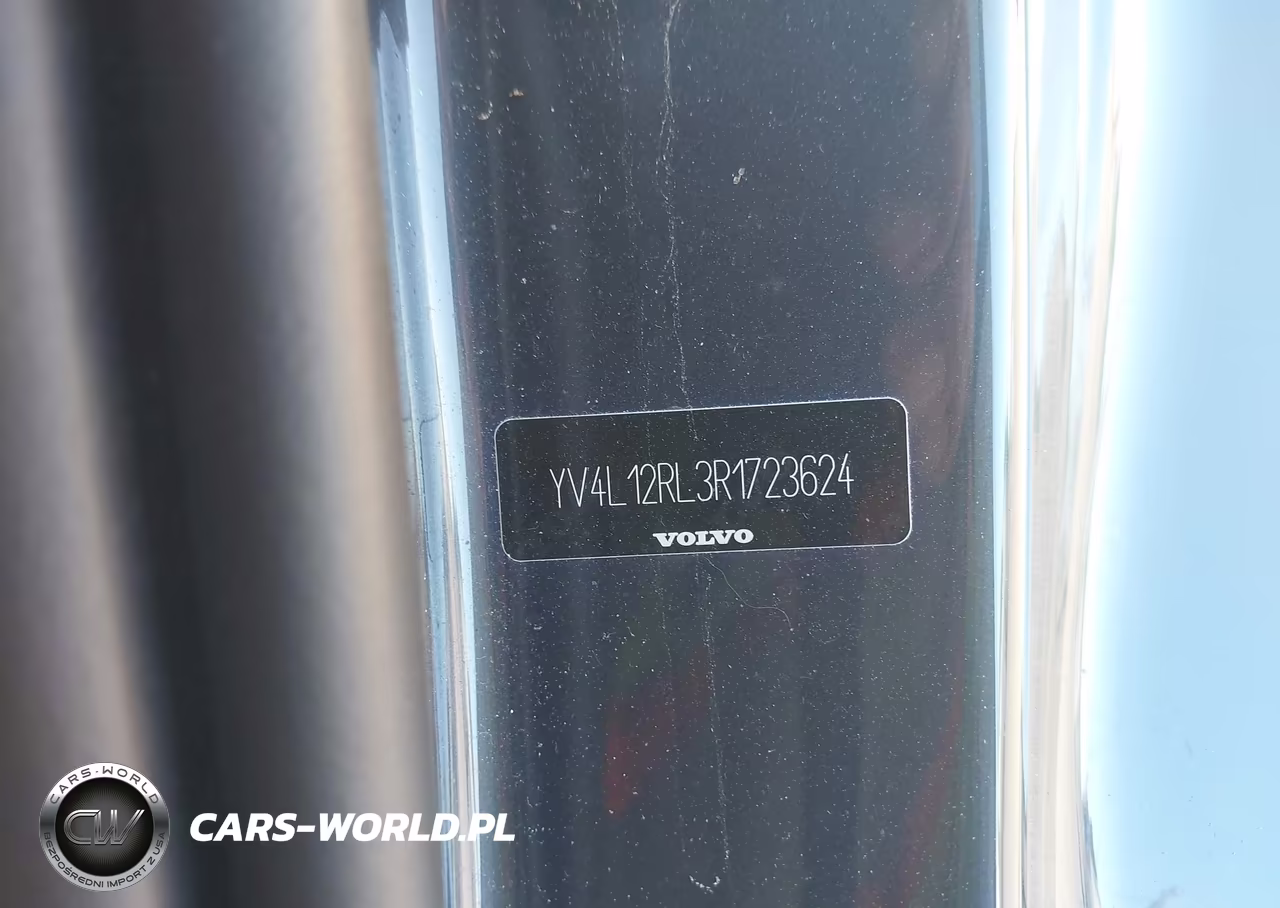 2024 Volvo Xc60 B5 Plus Dark Theme VIN:YV4L12RL3R1723624 - 9