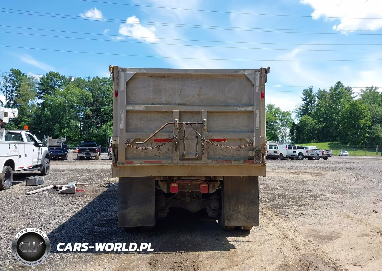 2005 Mack 700 Cv700 VIN:1M2AG10C95M024843 - 8