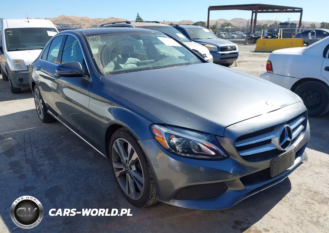 2017 Mercedes-Benz C 300 – zdjęcie 1 z 16