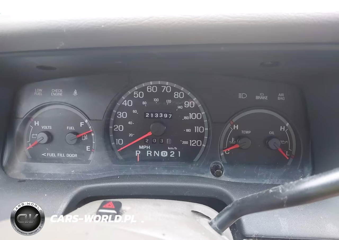 2000 Ford Crown Victoria VIN:2FAFP73W7YX125627 - 7