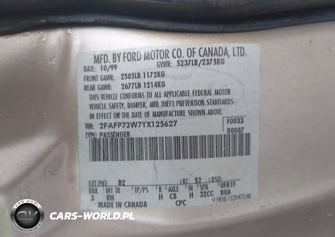 2000 Ford Crown Victoria VIN:2FAFP73W7YX125627 - 9