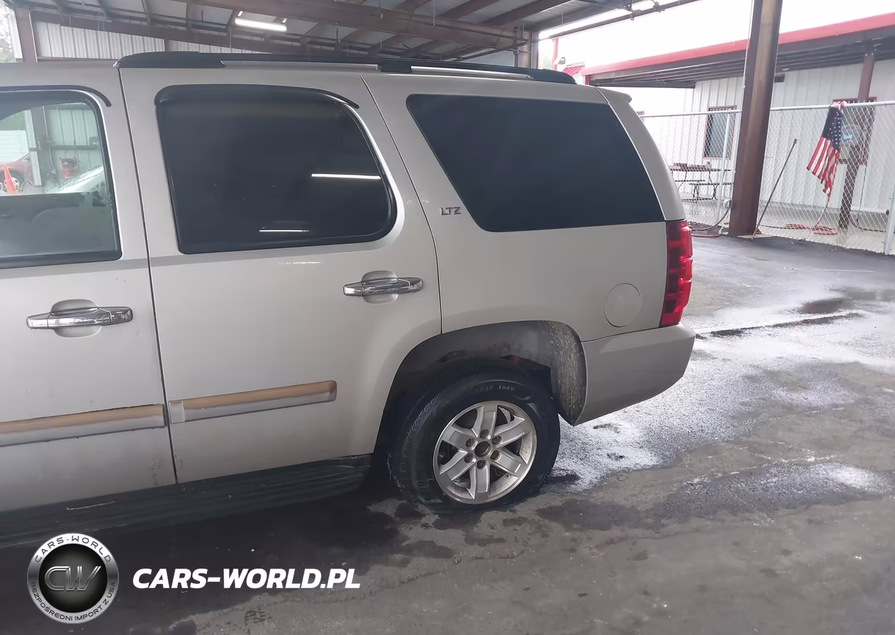 2007 Chevrolet Tahoe Lt VIN:1GNFC13027R142396 - 13
