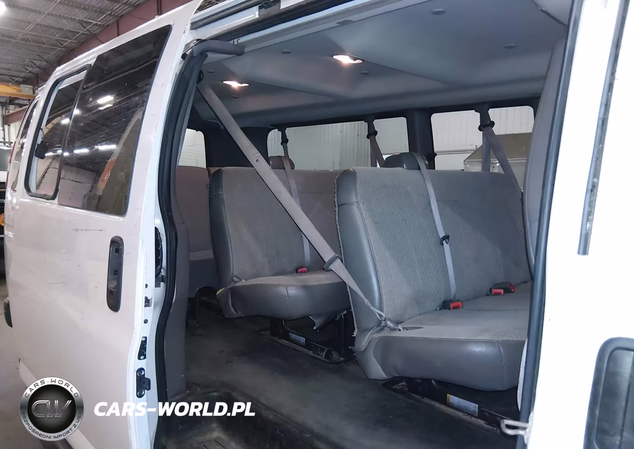 2019 Chevrolet Express 3500 Lt VIN:1GAZGPFG3K1239273 - 8