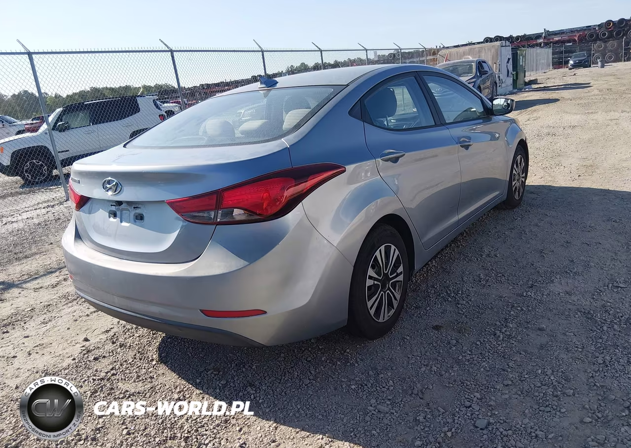 2016 Hyundai Elantra Se VIN:5NPDH4AE6GH689602 - 4