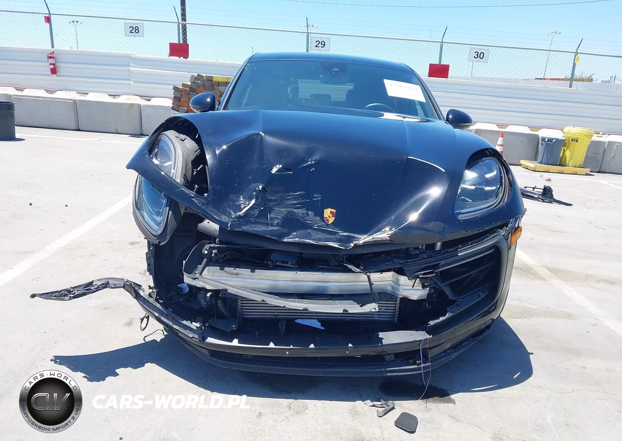 2023 Porsche Macan T VIN:WP1AA2A53PLB17831 - 6