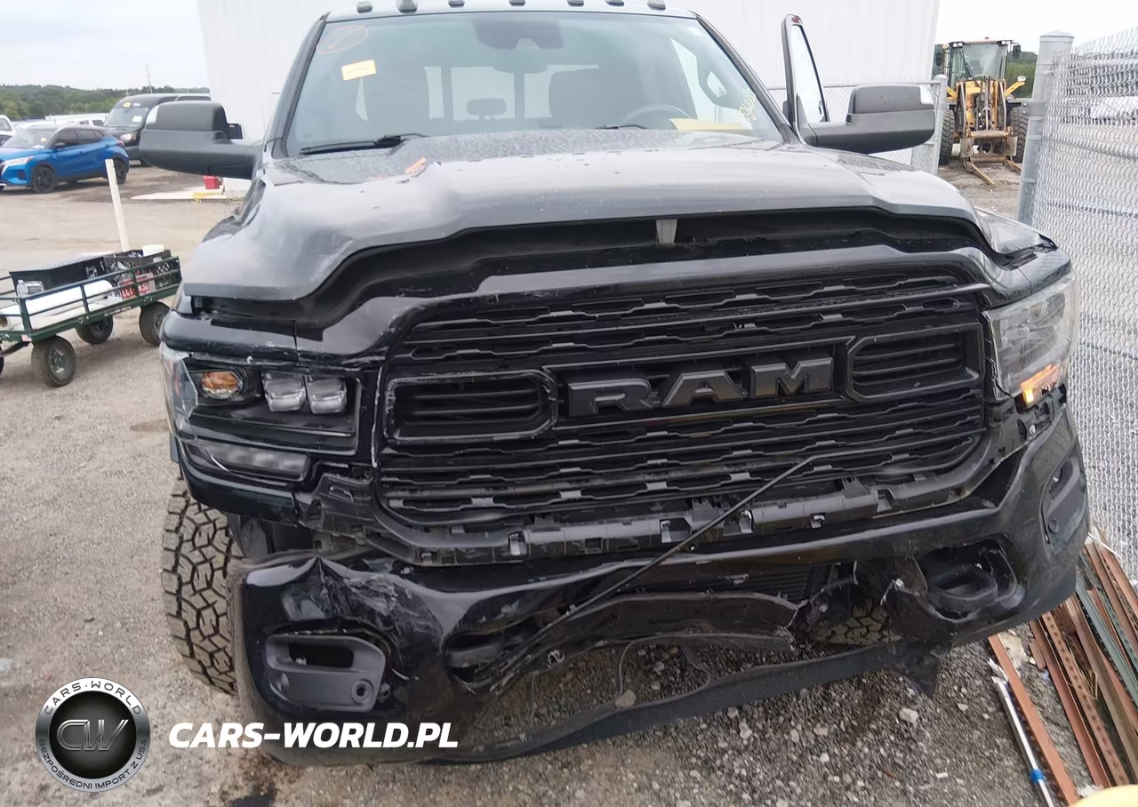 2020 Ram 2500 Limited VIN:3C6UR5SL8LG282827 - 11