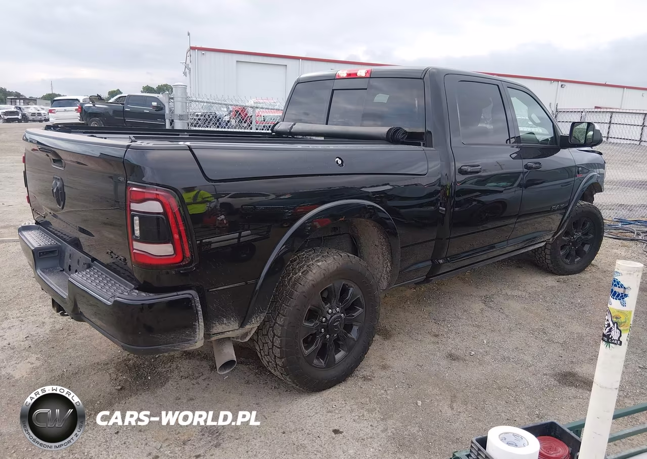 2020 Ram 2500 Limited VIN:3C6UR5SL8LG282827 - 4