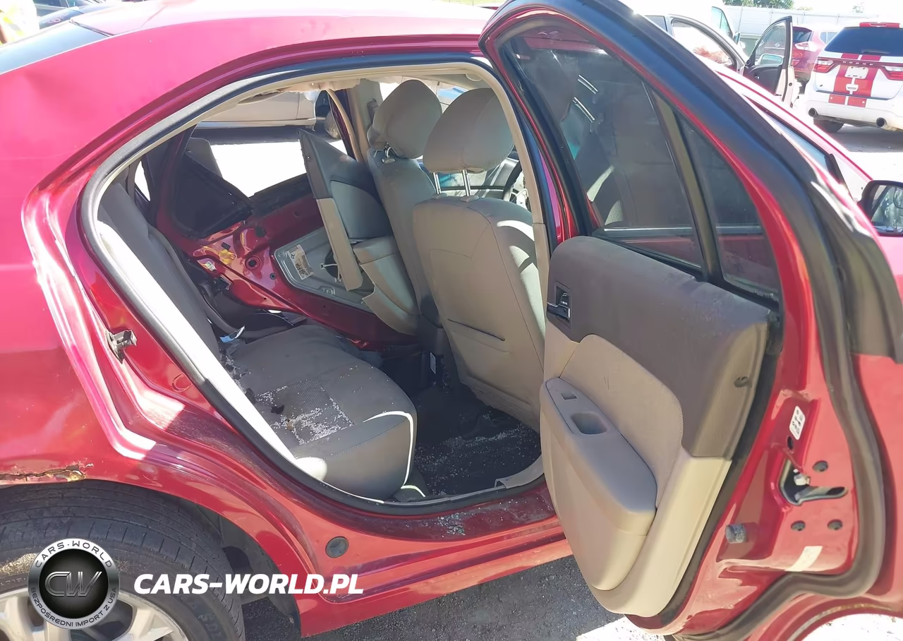 2012 Ford Fusion Se VIN:3FAHP0HA0CR395996 - 8