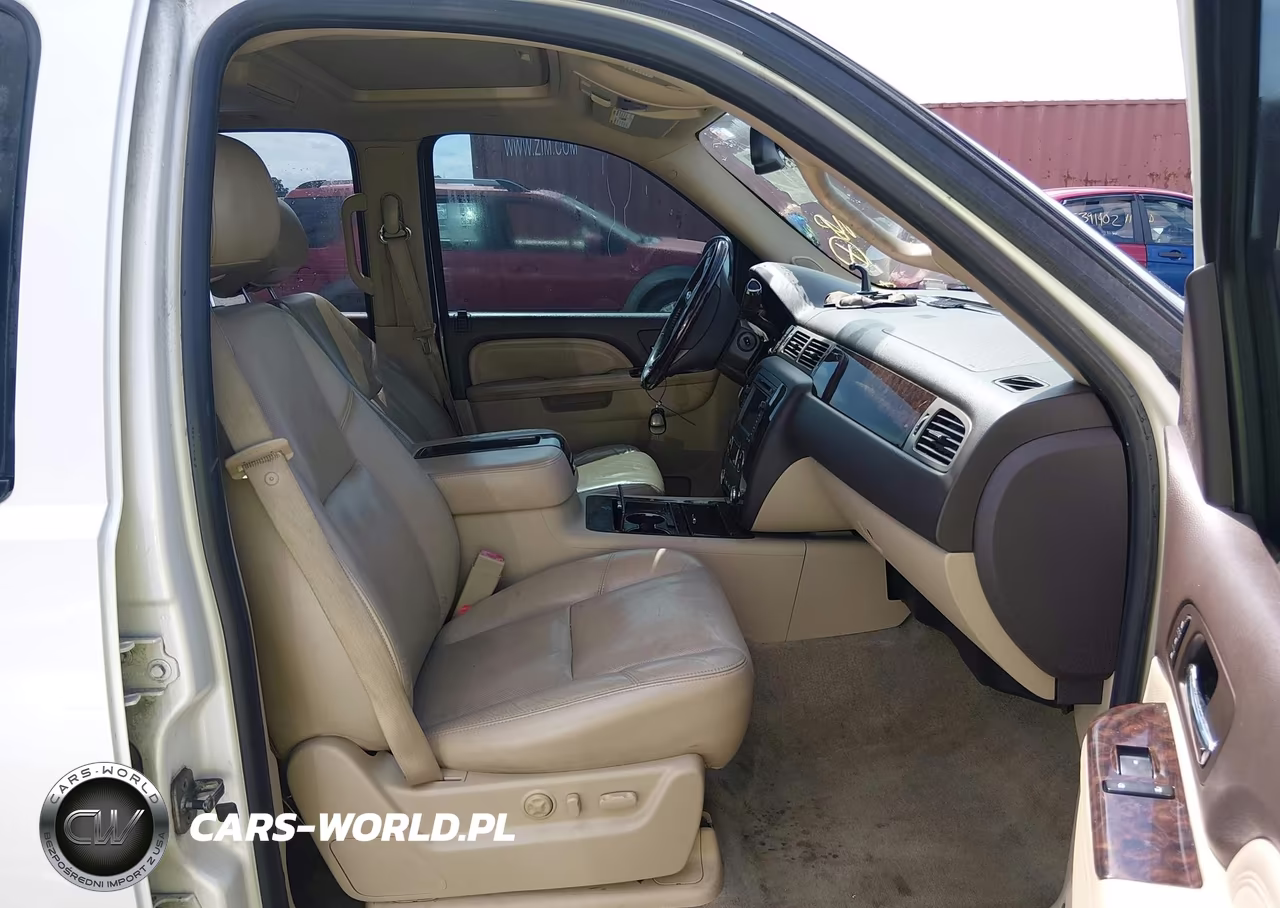 2010 GMC Yukon Denali VIN:1GKUKEEF8AR134018 - 5
