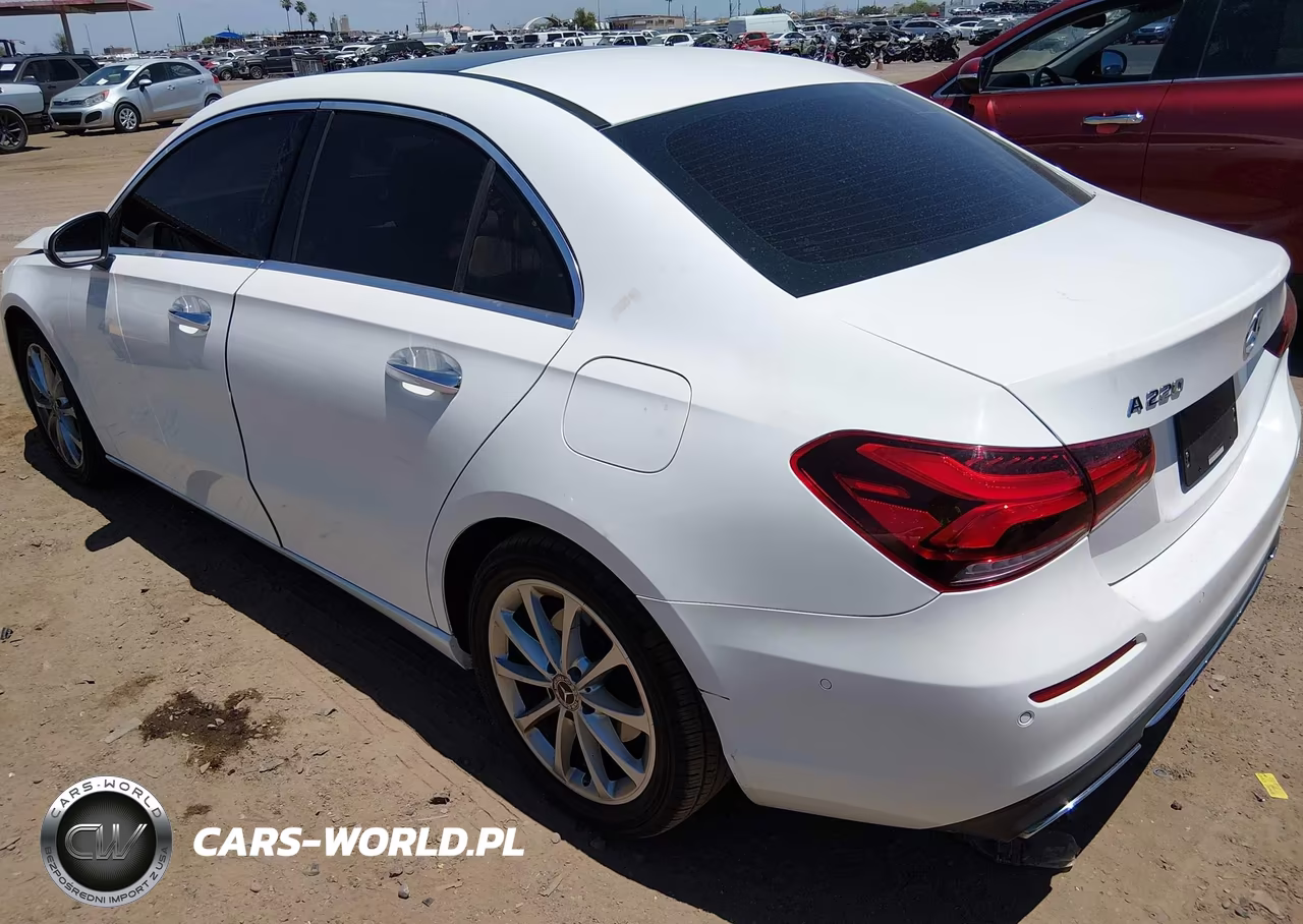 2019 Mercedes-Benz A 220 VIN:WDD3G4EB9KW016715 - 3