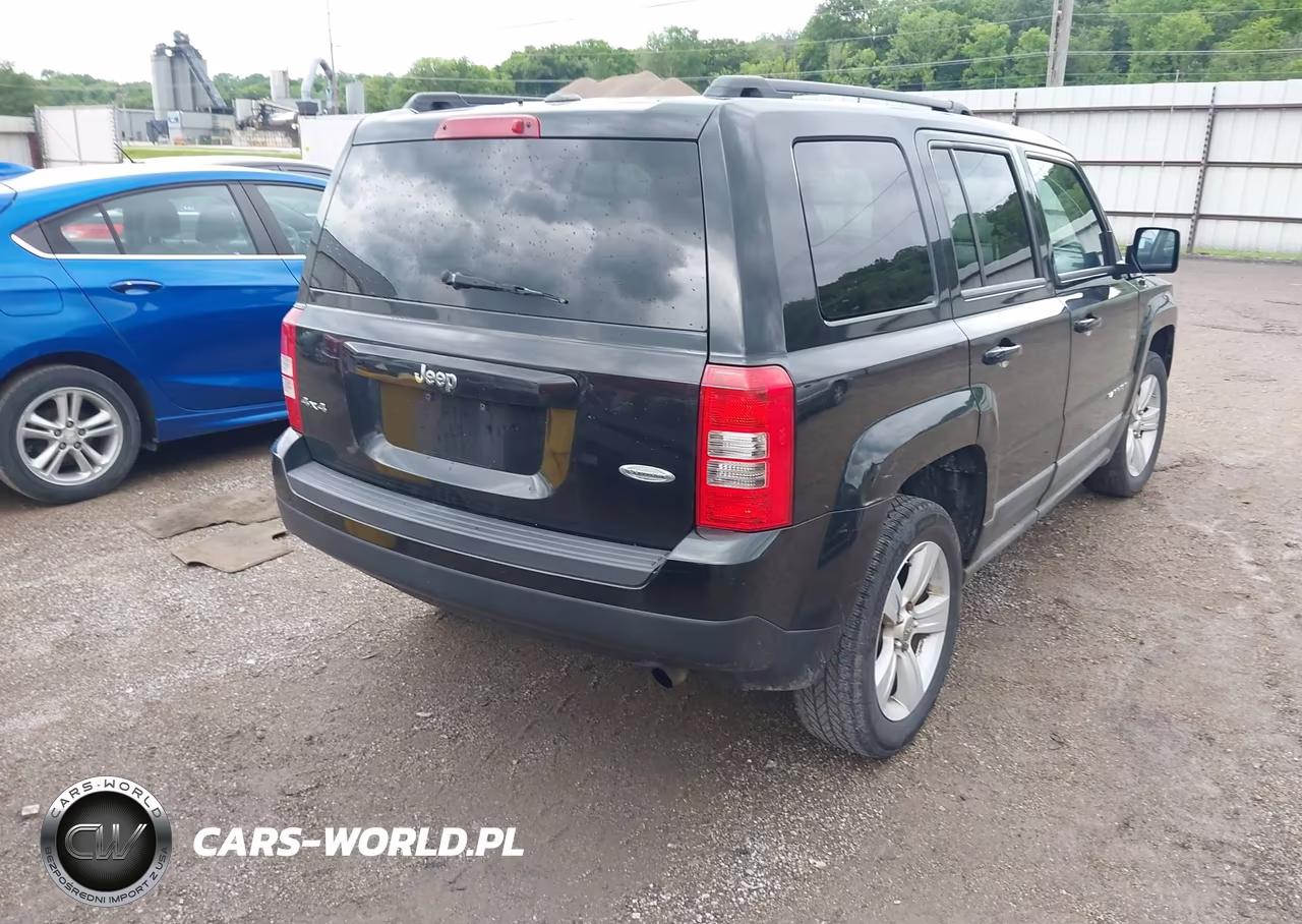 2011 Jeep Patriot Sport VIN:1J4NF1GB5BD100862 - 4