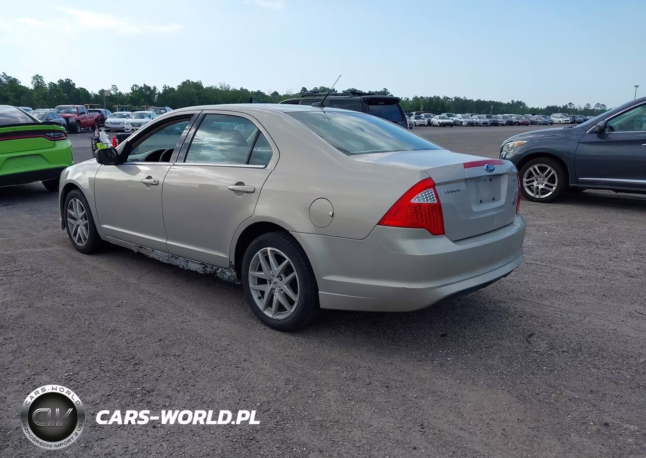 2010 Ford Fusion Se VIN:3FAHP0HA0AR134882 - 3
