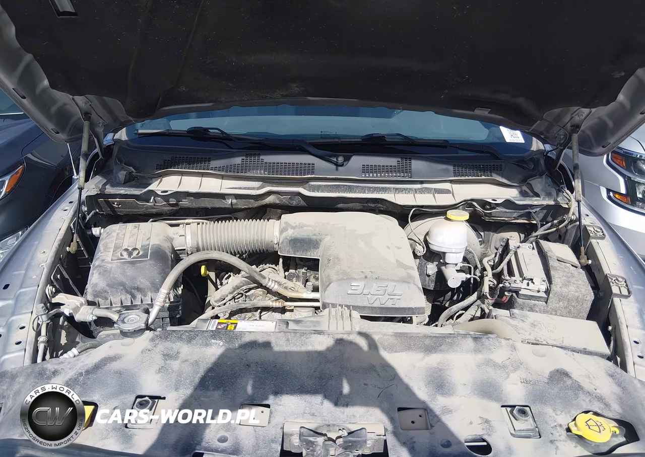 2019 Ram 1500 Classic Tradesman 4X4 5'7 Box VIN:1C6RR7KG7KS666755 - 10