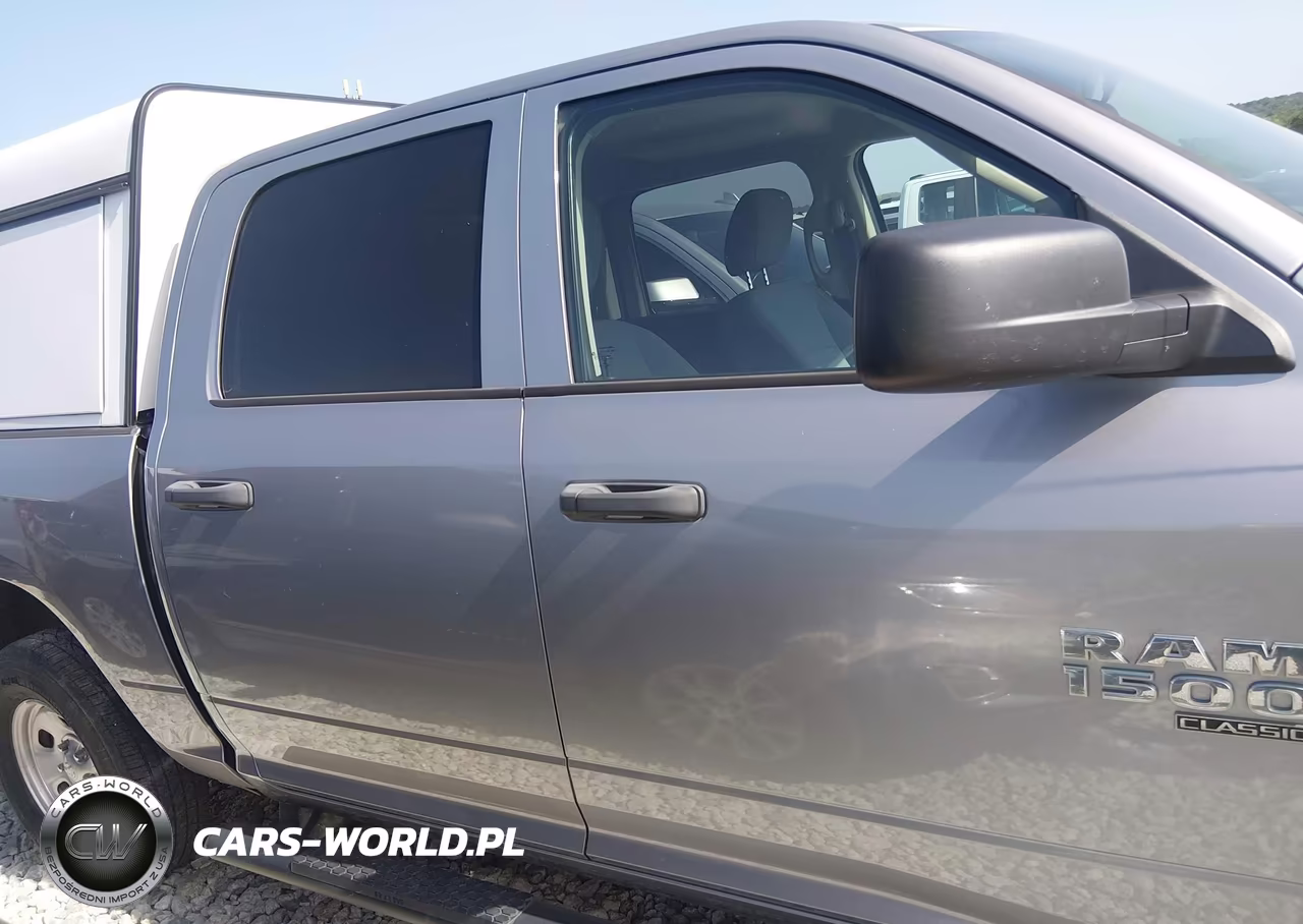 2019 Ram 1500 Classic Tradesman 4X4 5'7 Box VIN:1C6RR7KG7KS666755 - 13