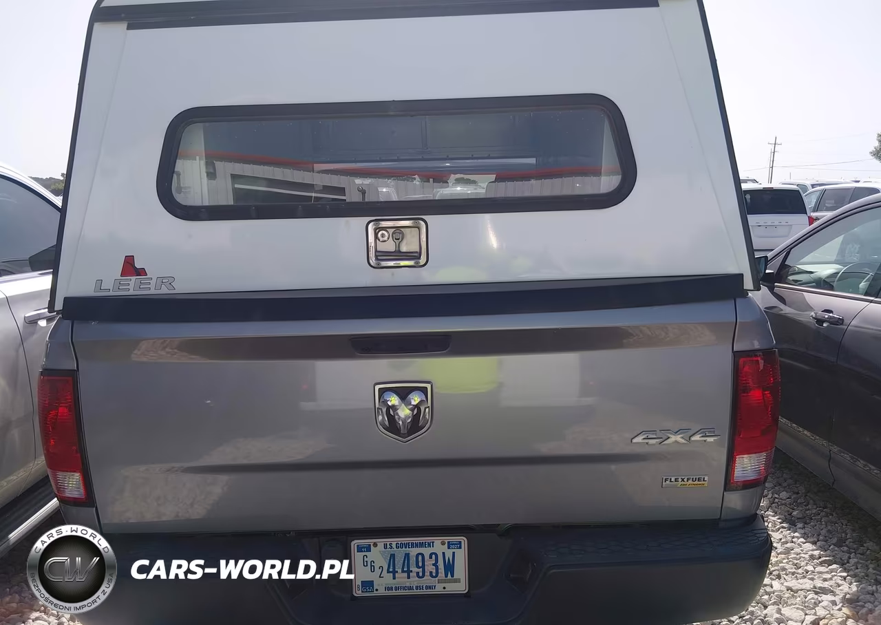 2019 Ram 1500 Classic Tradesman 4X4 5'7 Box VIN:1C6RR7KG7KS666755 - 16