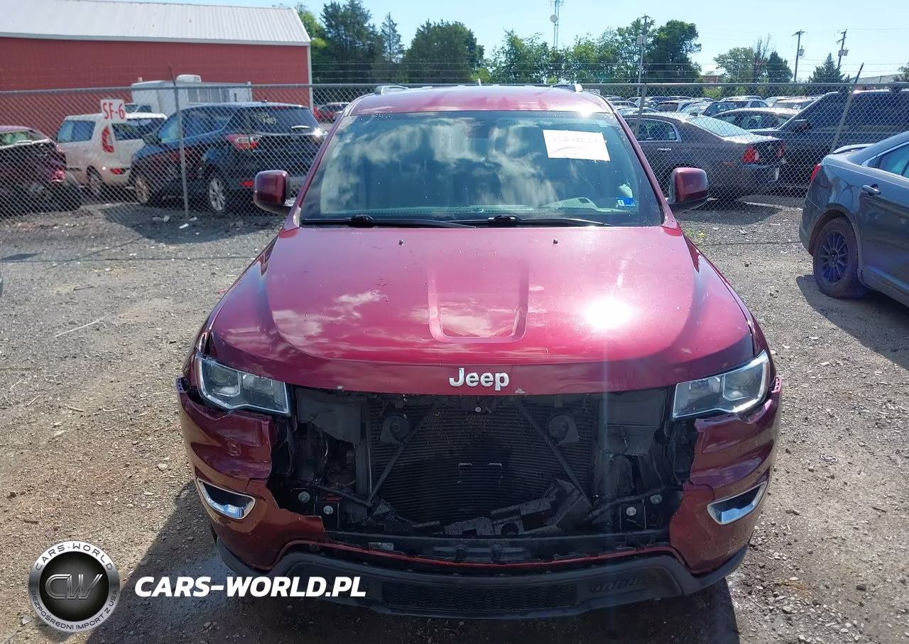 2017 Jeep Grand Cherokee Laredo 4X4 VIN:1C4RJFAG4HC822801 - 13