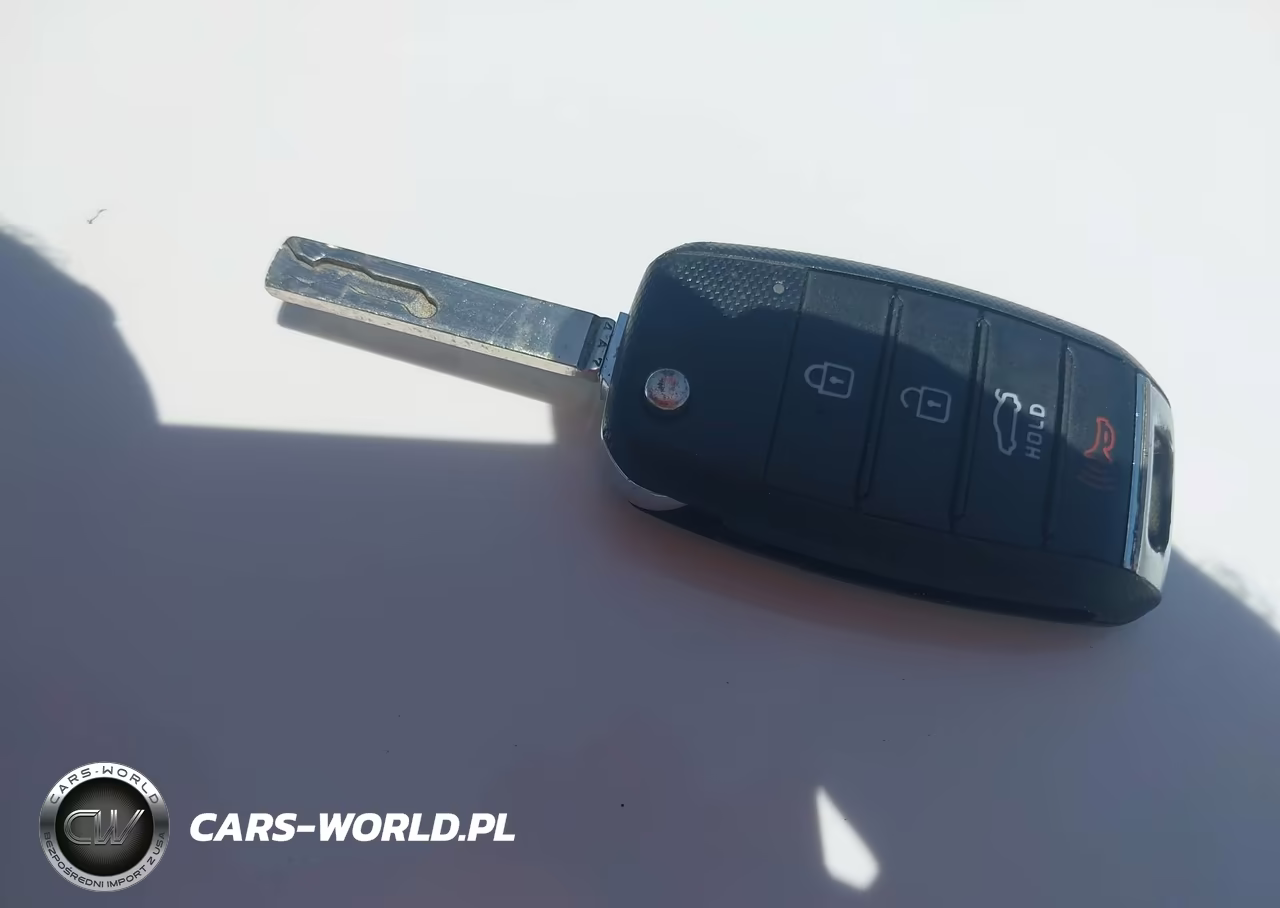 2016 Kia Optima Lx VIN:5XXGT4L34GG075277 - 11