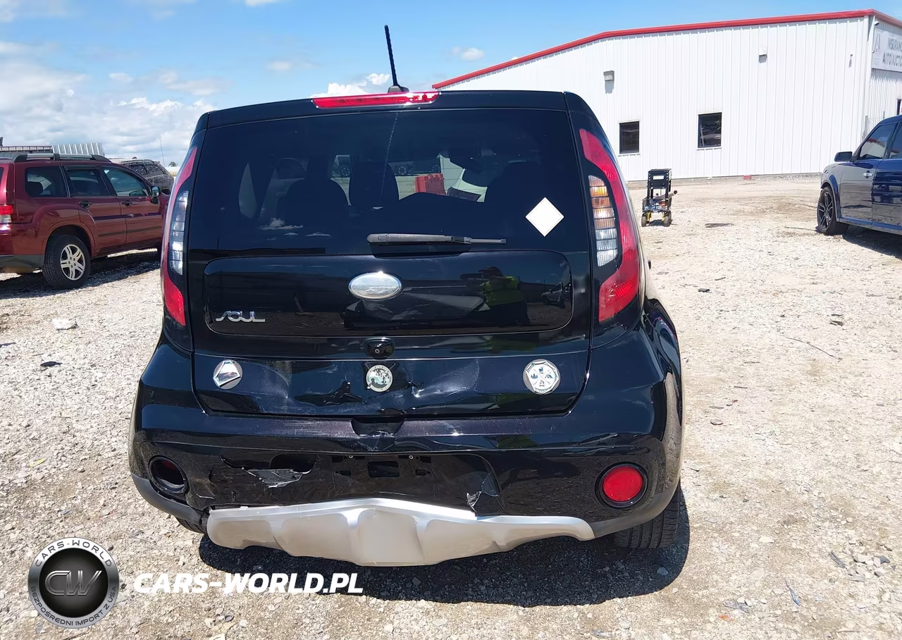 2017 Kia Soul + VIN:KNDJP3A55H7470863 - 16