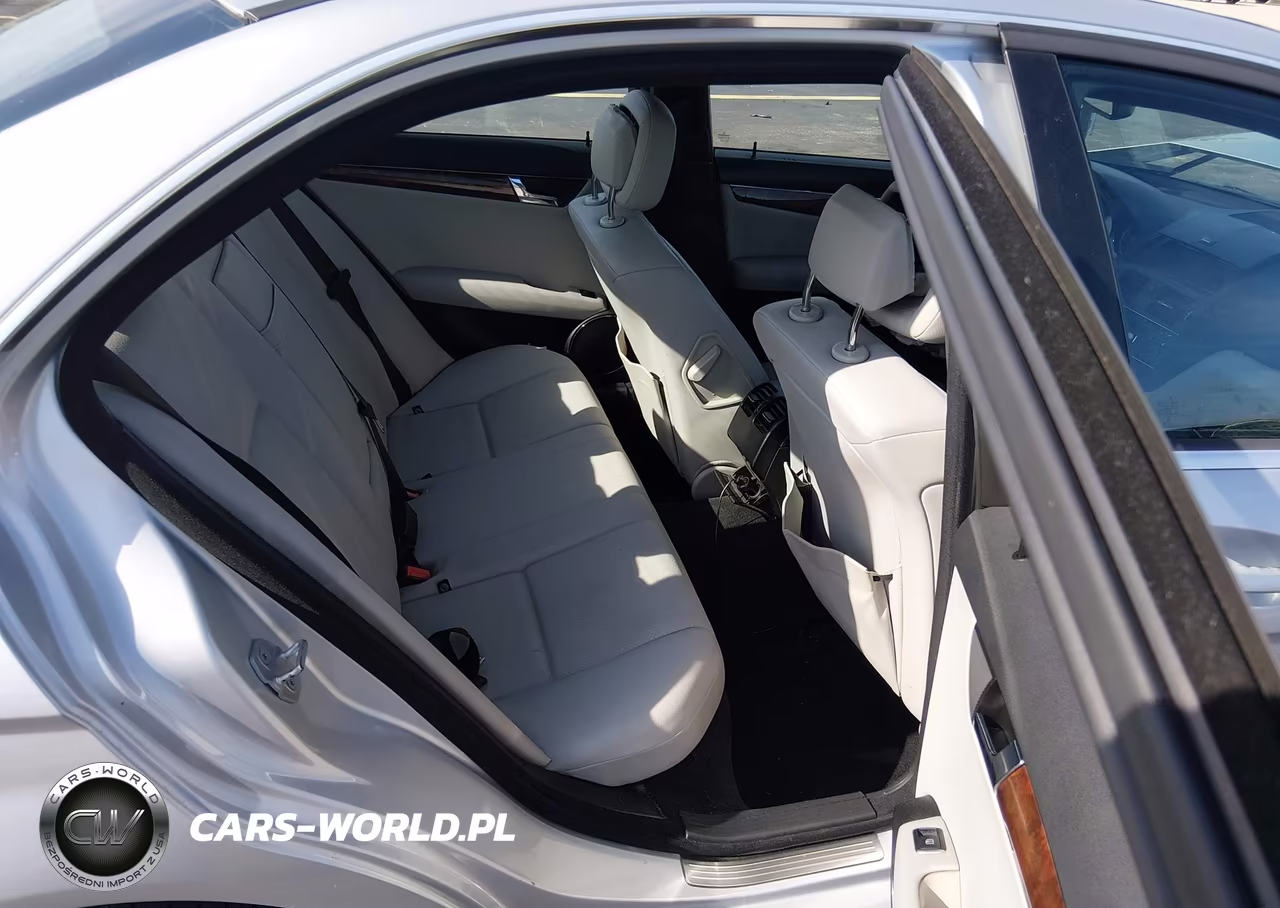2011 Mercedes-Benz C 300 Luxury-Sport VIN:WDDGF5EBXBR171704 - 8