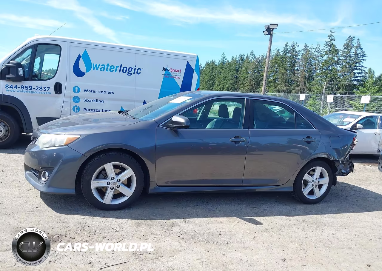 2013 Toyota Camry Se VIN:4T1BF1FK3DU264944 - 14