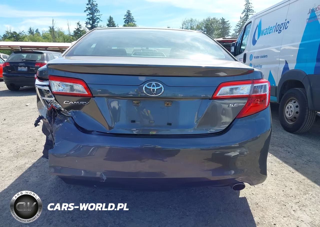 2013 Toyota Camry Se VIN:4T1BF1FK3DU264944 - 16
