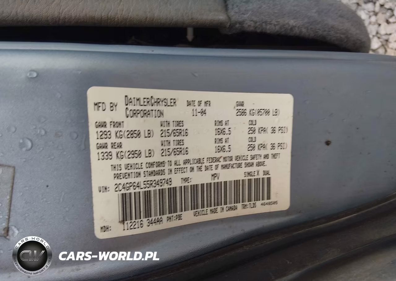 2005 Chrysler Town & Country Limited VIN:2C4GP64L55R349749 - 9