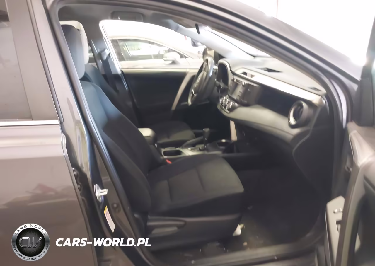 2017 Toyota Rav4 Le VIN:JTMBFREV2HJ118167 - 5