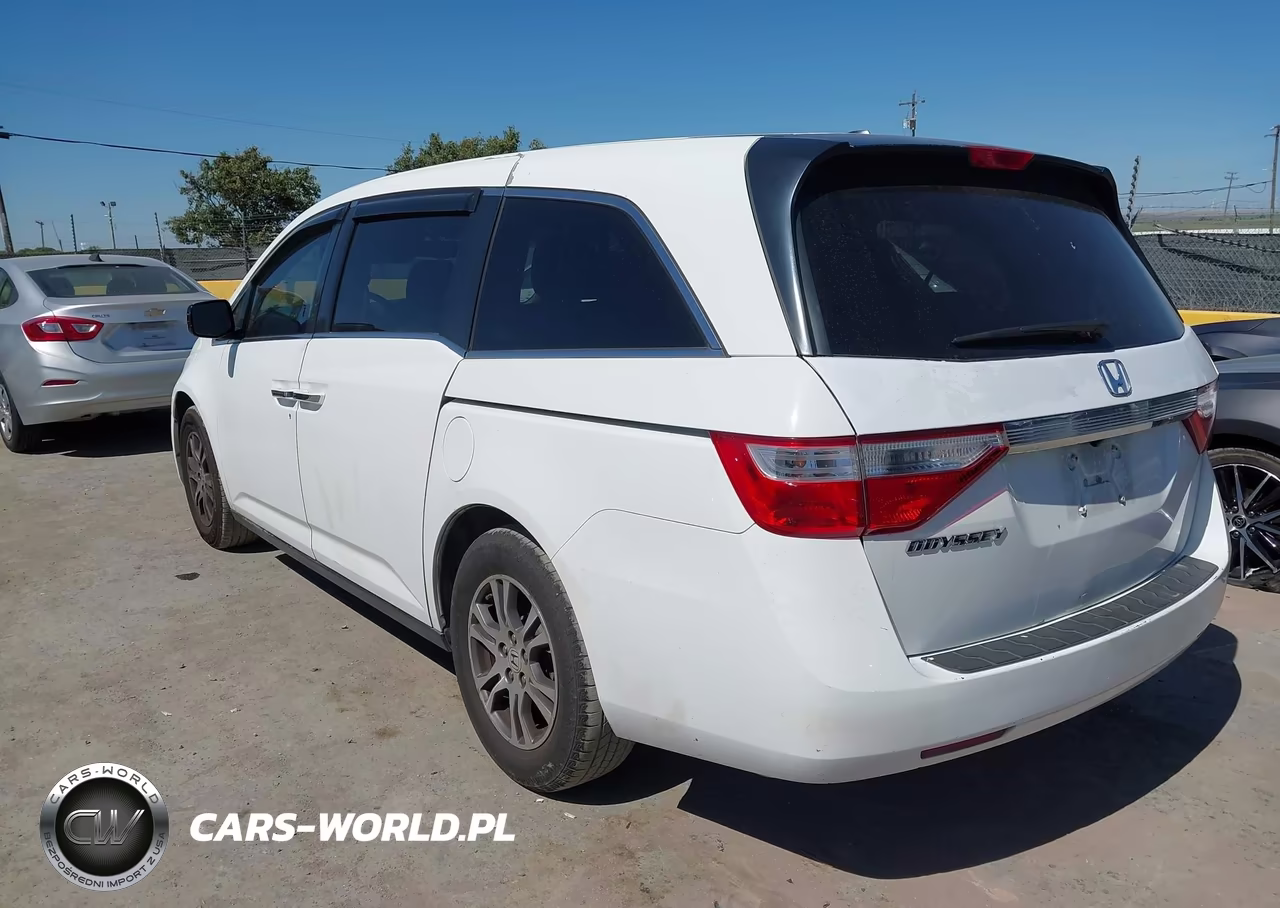 2013 Honda Odyssey Ex-L VIN:5FNRL5H67DB081526 - 3