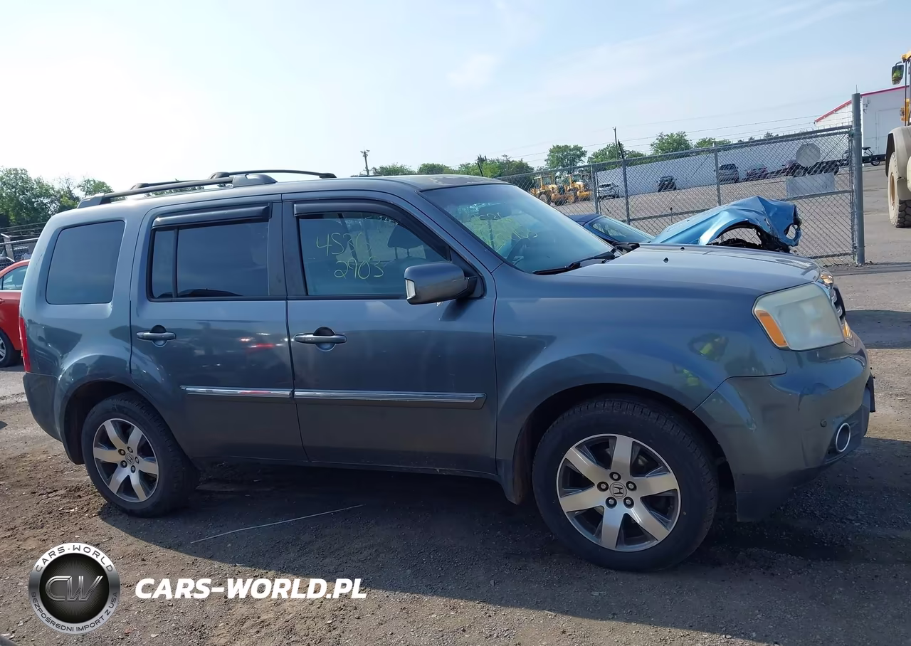 2013 Honda Pilot Touring VIN:5FNYF4H96DB065535 - 13