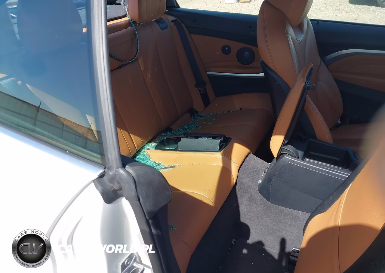 2019 BMW 440I VIN:WBA4Z5C58KEE17223 - 5