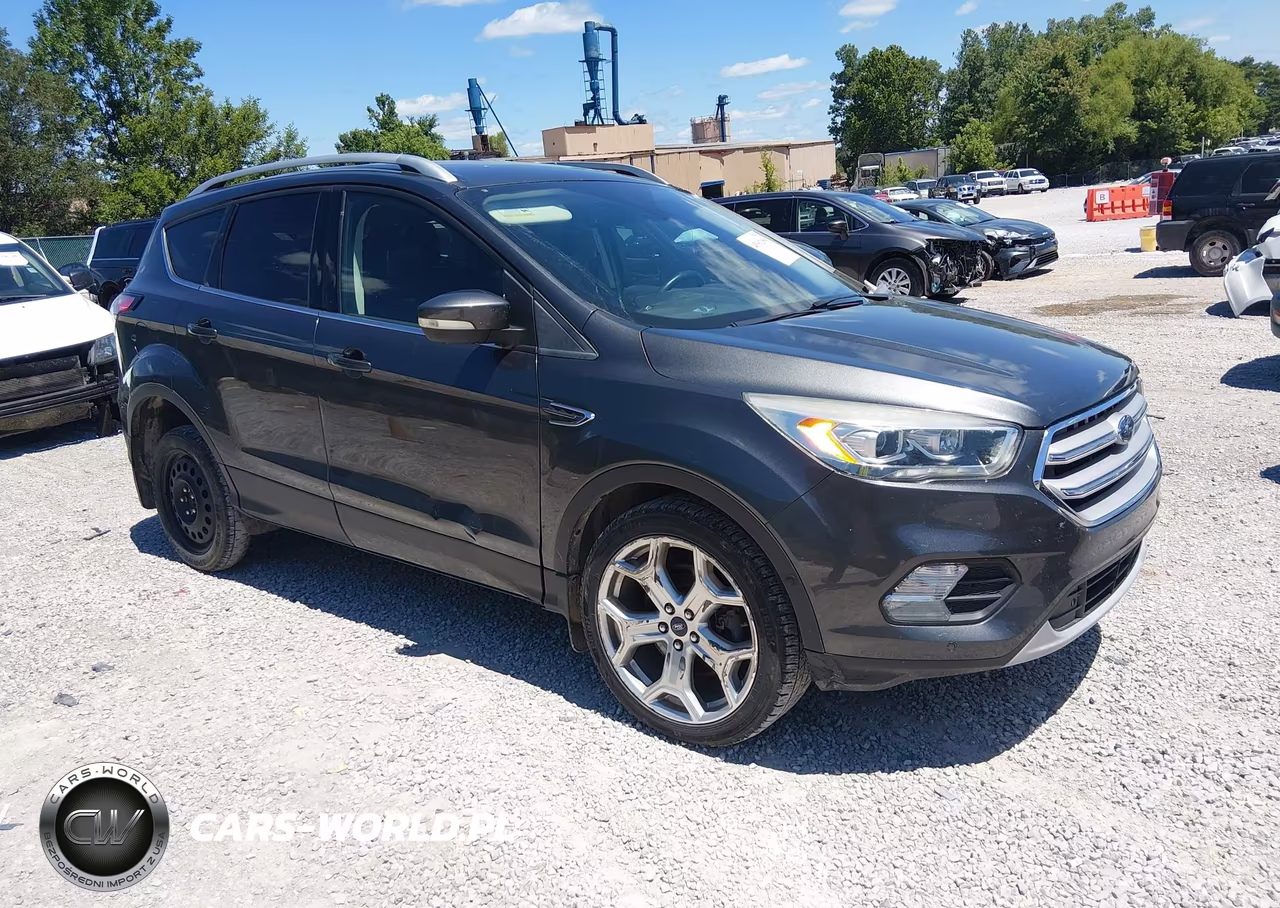 2018 Ford Escape Titanium – zdjęcie 1 z 16