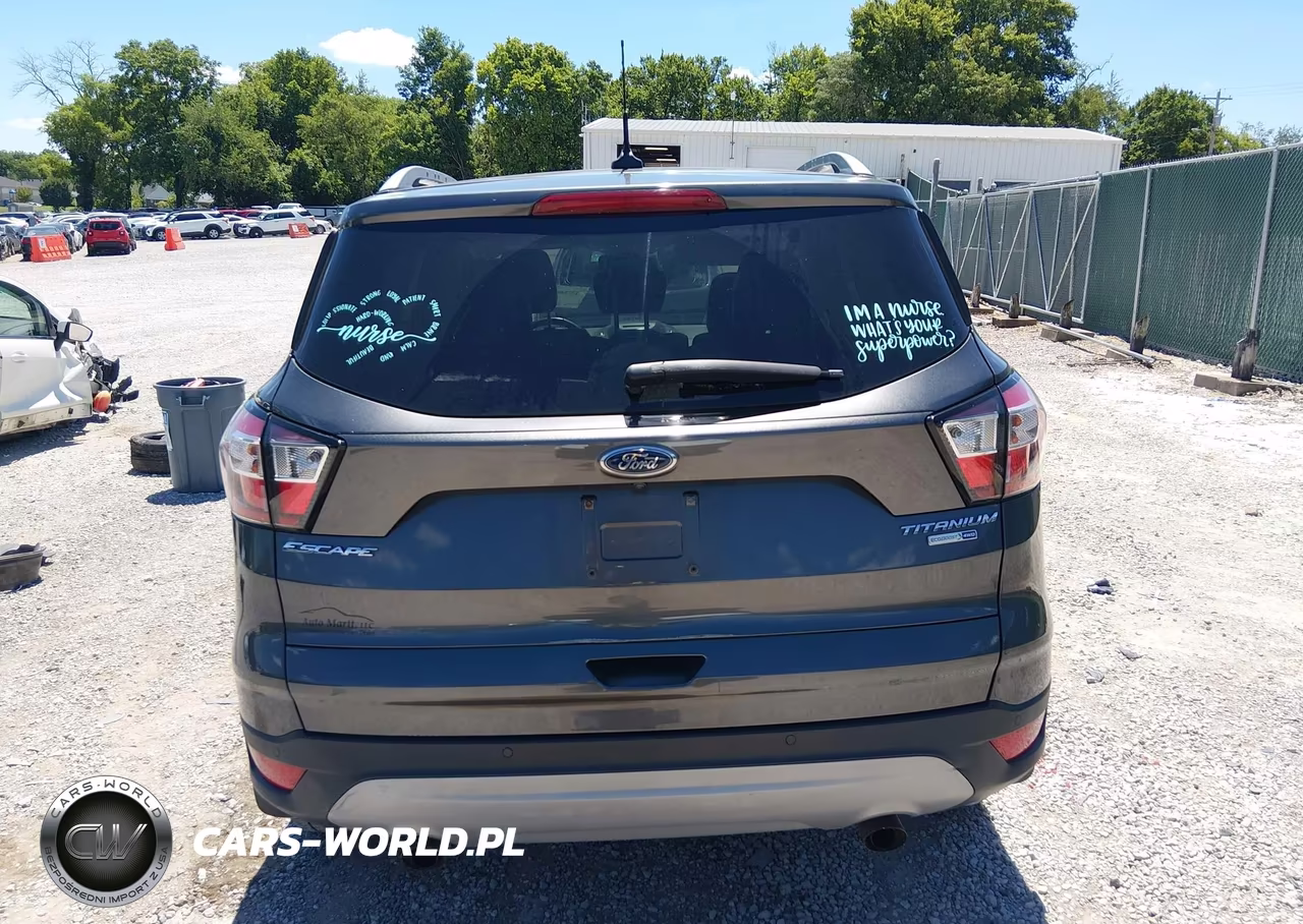 2018 Ford Escape Titanium VIN:1FMCU9J95JUD19614 - 16