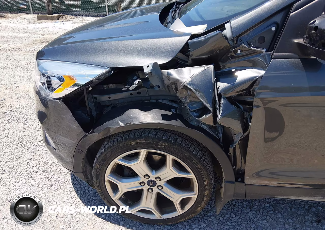 2018 Ford Escape Titanium VIN:1FMCU9J95JUD19614 - 6