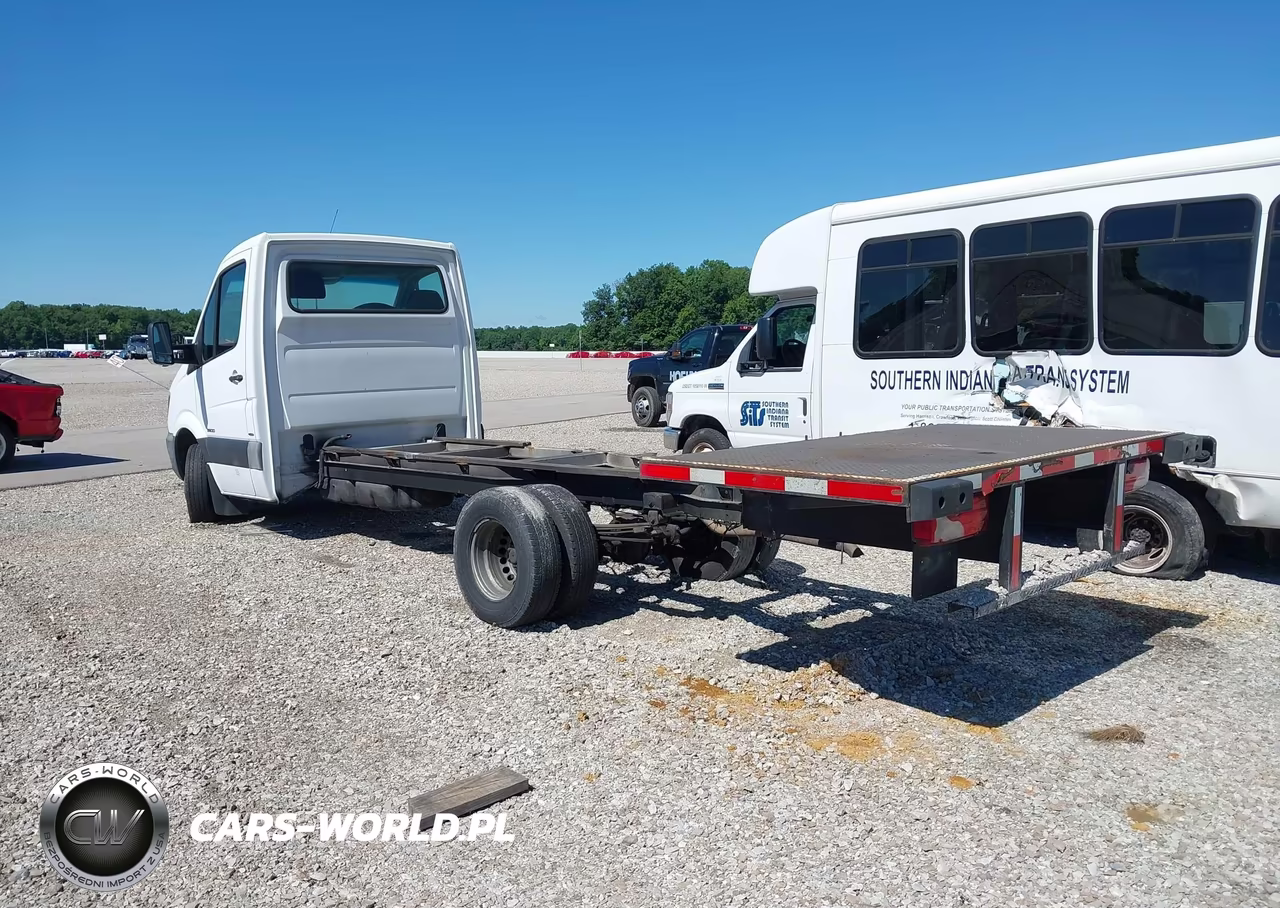2015 Mercedes-Benz Sprinter 3500 VIN:WDAPF4CC4F9609187 - 3