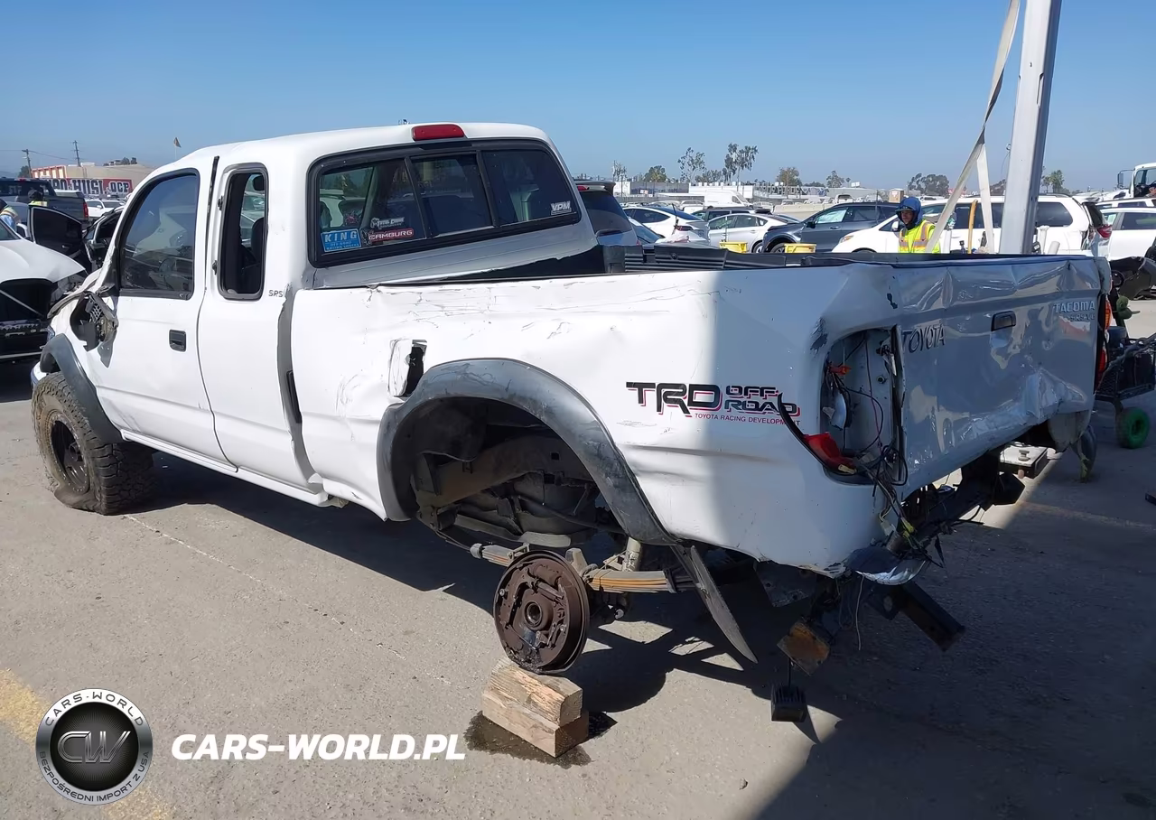 2002 Toyota Tacoma Base V6 VIN:5TEWN72N62Z138657 - 3