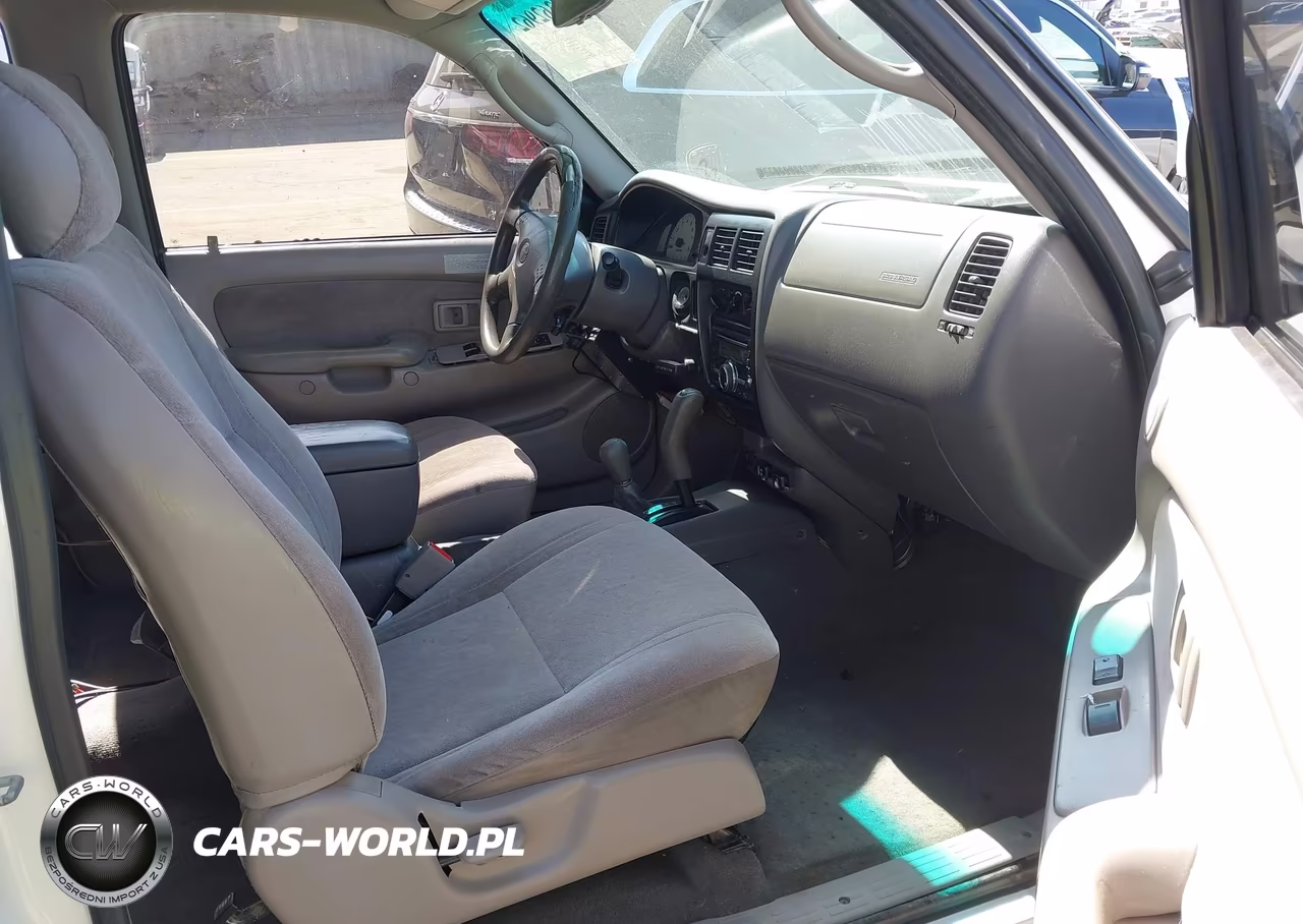 2002 Toyota Tacoma Base V6 VIN:5TEWN72N62Z138657 - 5